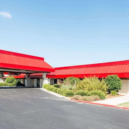Ramada New Braunfels 호텔 외부 사진