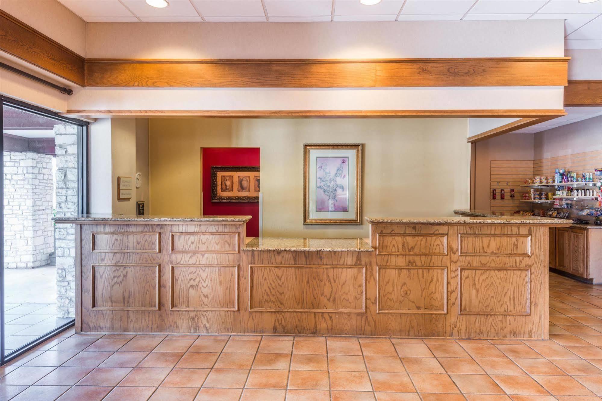 Ramada New Braunfels 호텔 외부 사진