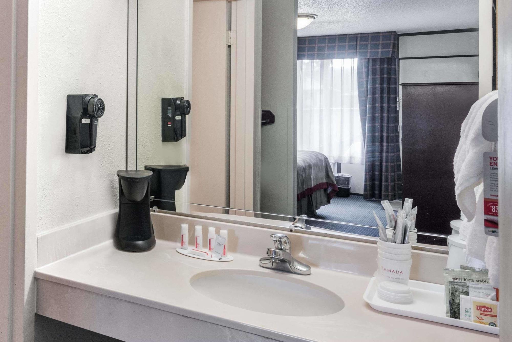 Ramada New Braunfels 호텔 외부 사진