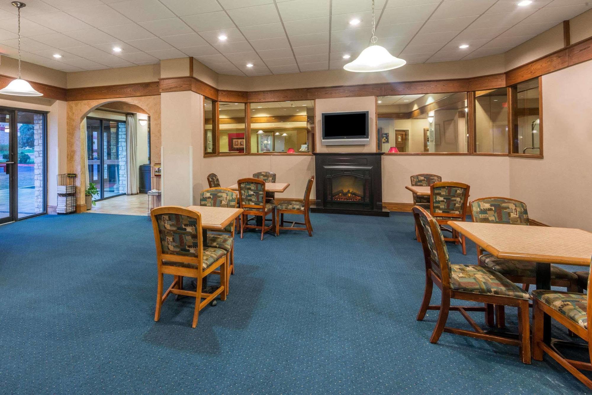 Ramada New Braunfels 호텔 외부 사진