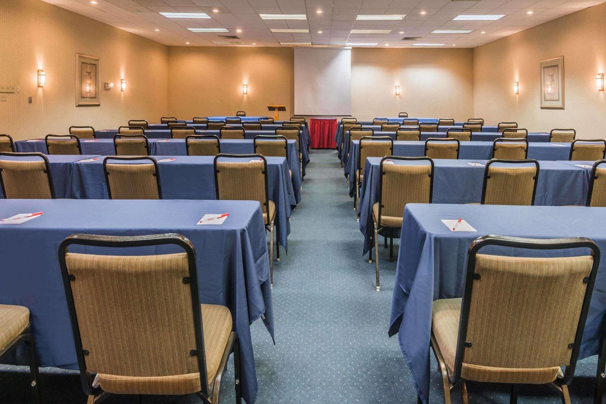 Ramada New Braunfels 호텔 외부 사진